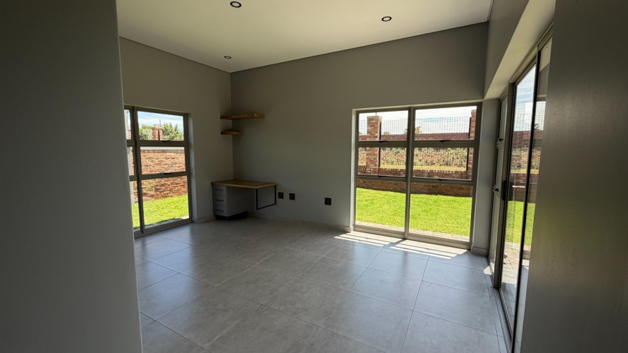  Bedroom Property for Sale in Vyfhoek A H North West